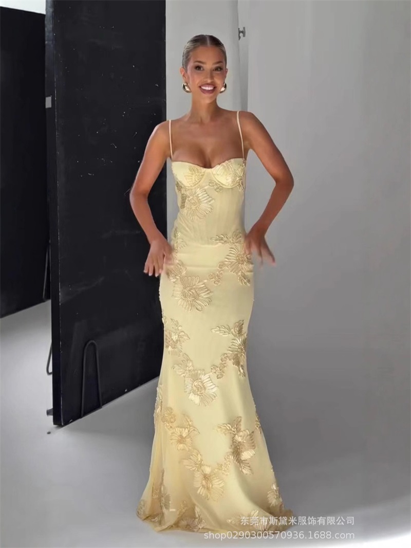 Yellow Formal Wear Women - Sarı Nakış Kadın Balo Elbise Seksi
